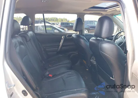 2010 Toyota Highlander Se V6 z USA, uszkodzony, nr VIN 5TDJK3EH0AS033559